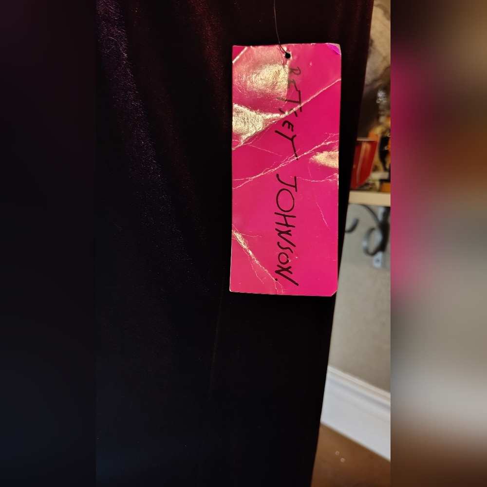 Betsey Johnson Crushed Velvet Wine Dress Size 8 NWT - Picture 6 of 7